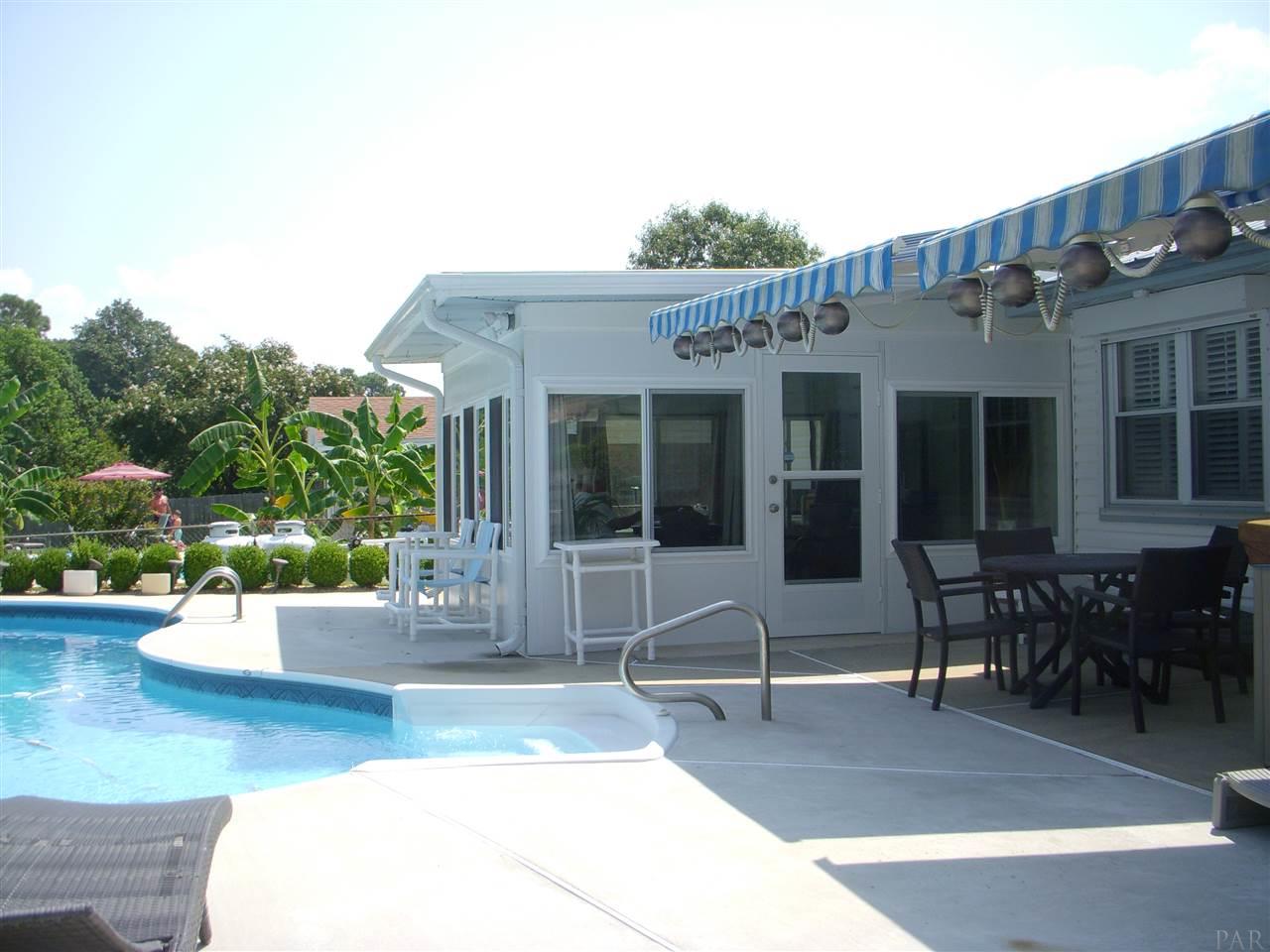 2960 Ranchette Square Gulf Breeze, FL 32563 - Photo 7 of 37 Gallery Image 7
