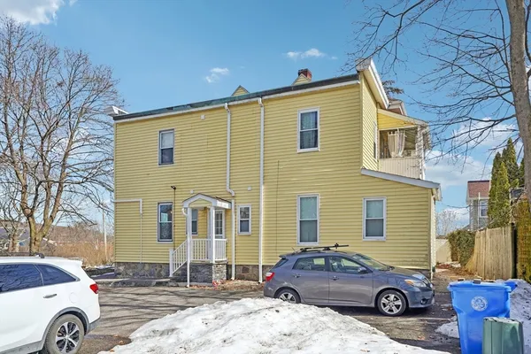 $834,900 | 123 White Street, Unit 123, Belmont, MA 02478
