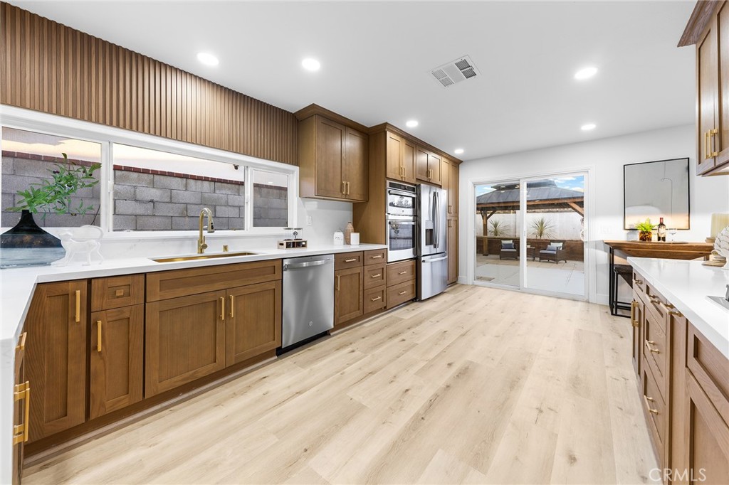 1714 Kingston Road Placentia, CA 92870 - Photo 11 of 35