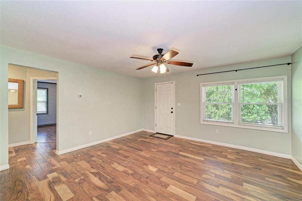 3710 Rilma Avenue Sarasota, FL 34234 - Photo 8 of 42