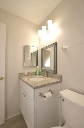 $2,000 | 703 Flower Field Court, Pearland, TX 77584