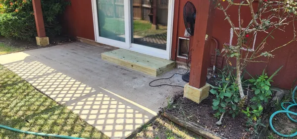 $2,000 | 703 Flower Field Court, Pearland, TX 77584