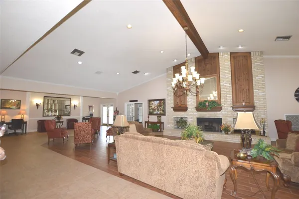 $2,000 | 703 Flower Field Court, Pearland, TX 77584