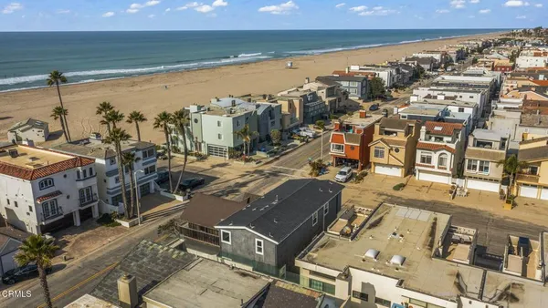 $2,750,000 | 104 La Brea Street, Oxnard, CA 93035