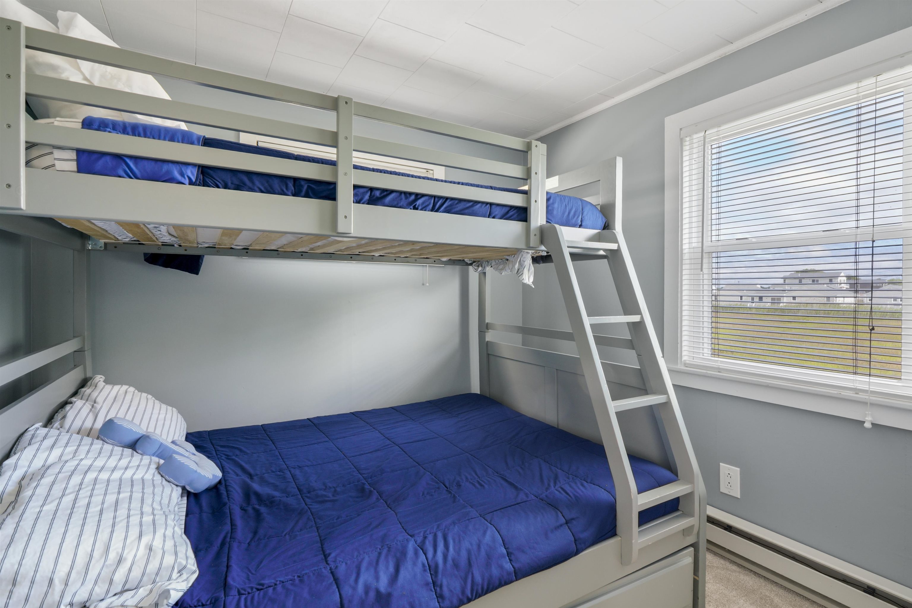 8 Red Coat Lane Hampton, NH 03842 - Photo 13 of 23