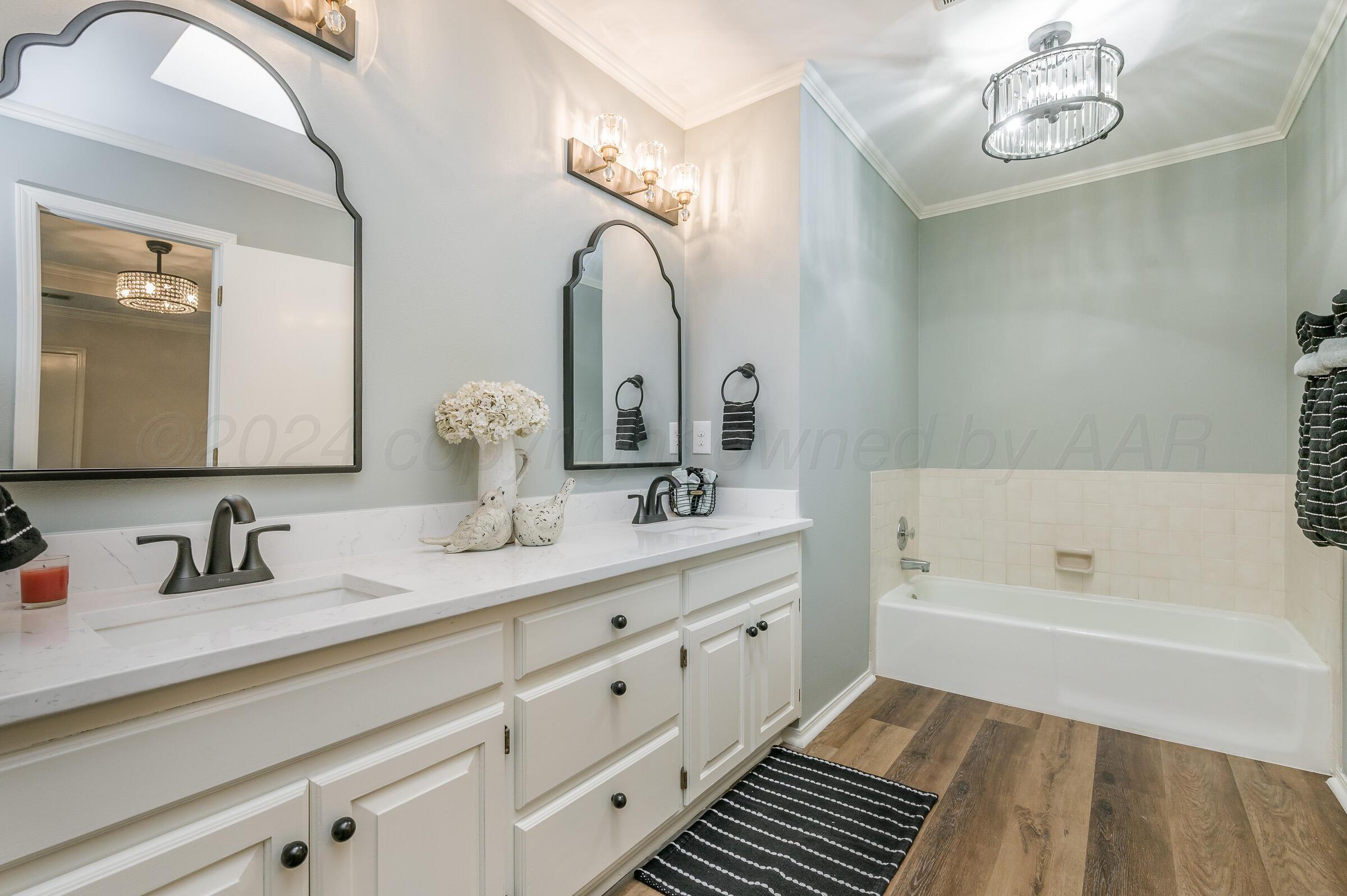7304 Old Kent Road Amarillo, TX 79109 - Photo 13 of 22 Master Bathroom-2