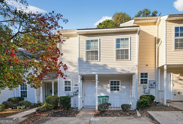 $164,900 | 6344 Wellington Walk Way, Lithonia, GA 30058