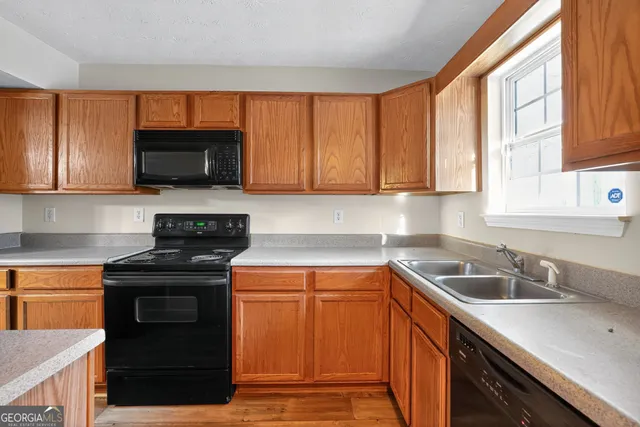 $164,900 | 6344 Wellington Walk Way, Lithonia, GA 30058