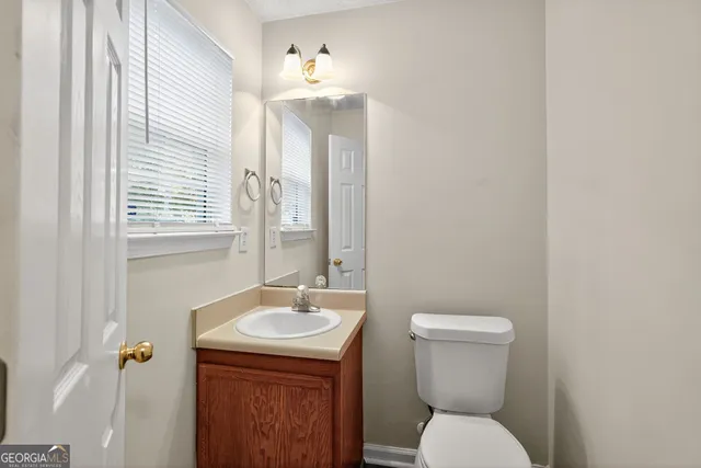 $164,900 | 6344 Wellington Walk Way, Lithonia, GA 30058