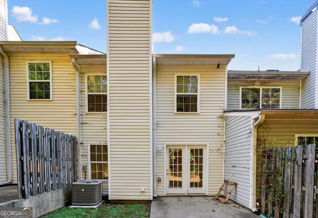 $164,900 | 6344 Wellington Walk Way, Lithonia, GA 30058