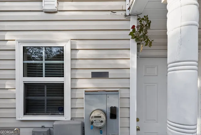 $164,900 | 6344 Wellington Walk Way, Lithonia, GA 30058