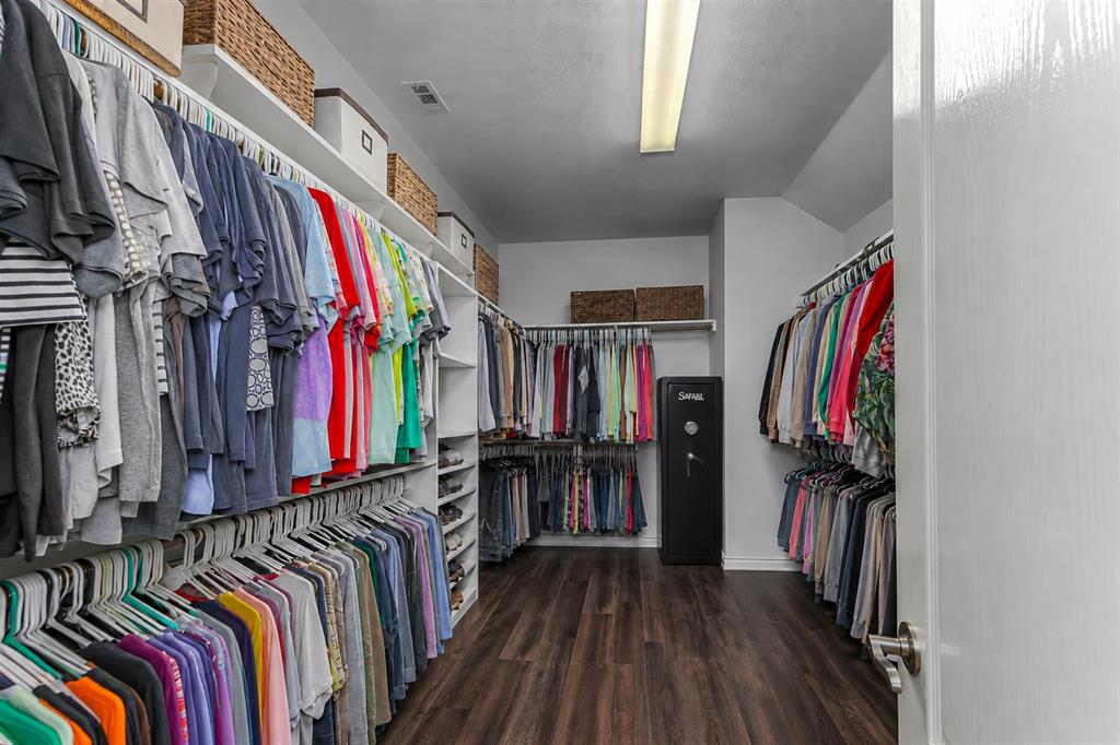1601 Meadow Ranch Road McKinney, TX 75071 - Photo 16 of 31 Gallery Image 16