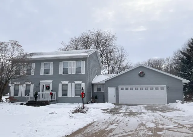$498,000 | 2701 4th Avenue Northwest, Austin, MN 55912