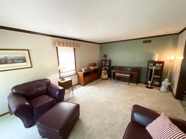 $498,000 | 2701 4th Avenue Northwest, Austin, MN 55912