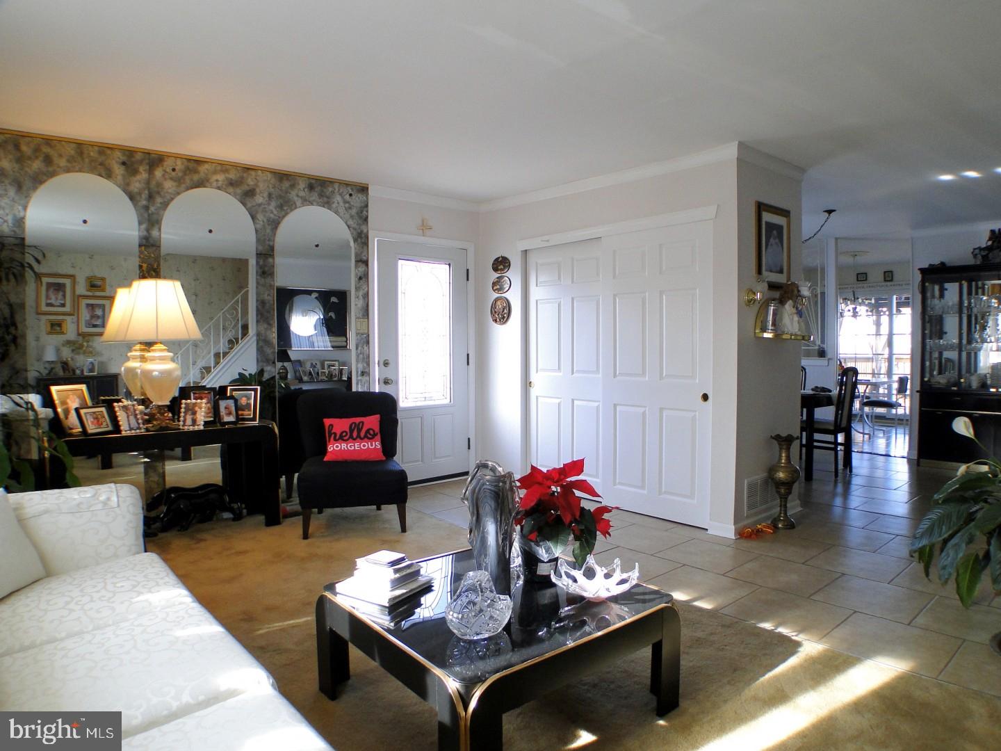 3707 Byrne Road Philadelphia, PA 19154 - Photo 4 of 24 Gallery Image 4