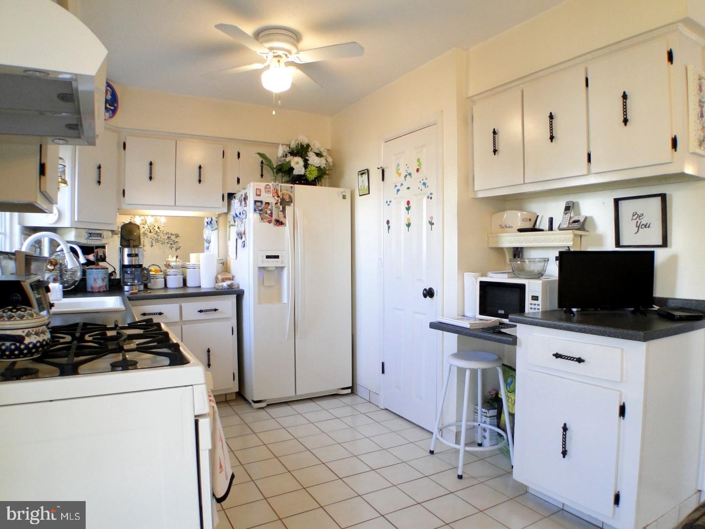 3707 Byrne Road Philadelphia, PA 19154 - Photo 8 of 24 Gallery Image 8