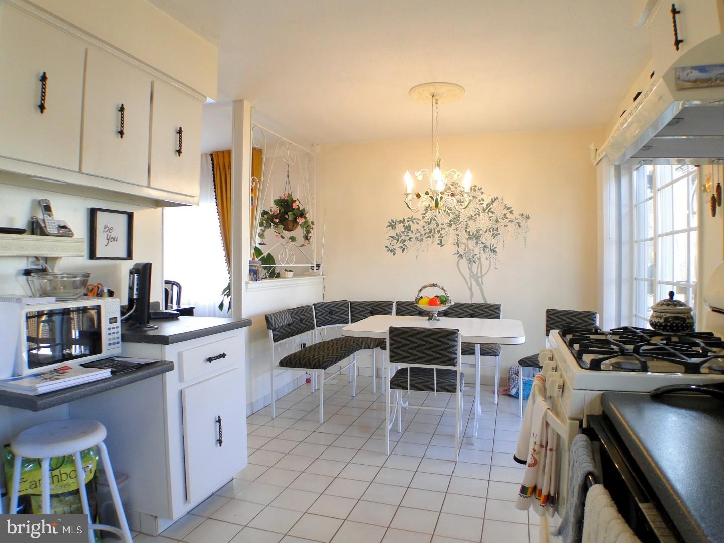 3707 Byrne Road Philadelphia, PA 19154 - Photo 10 of 24 Gallery Image 10