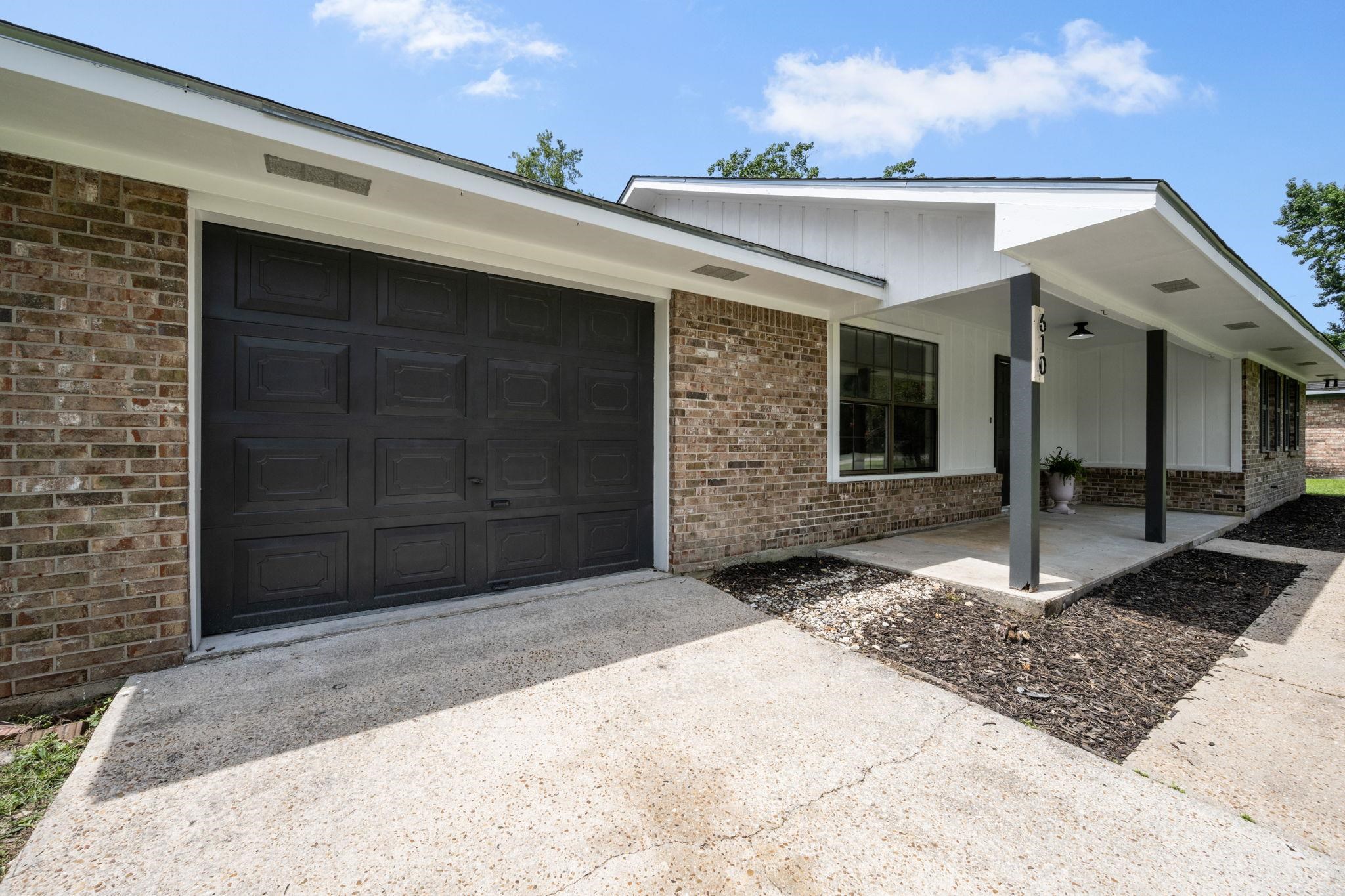 610 East Gate Circle Foley, AL 36535 - Photo 26 of 34