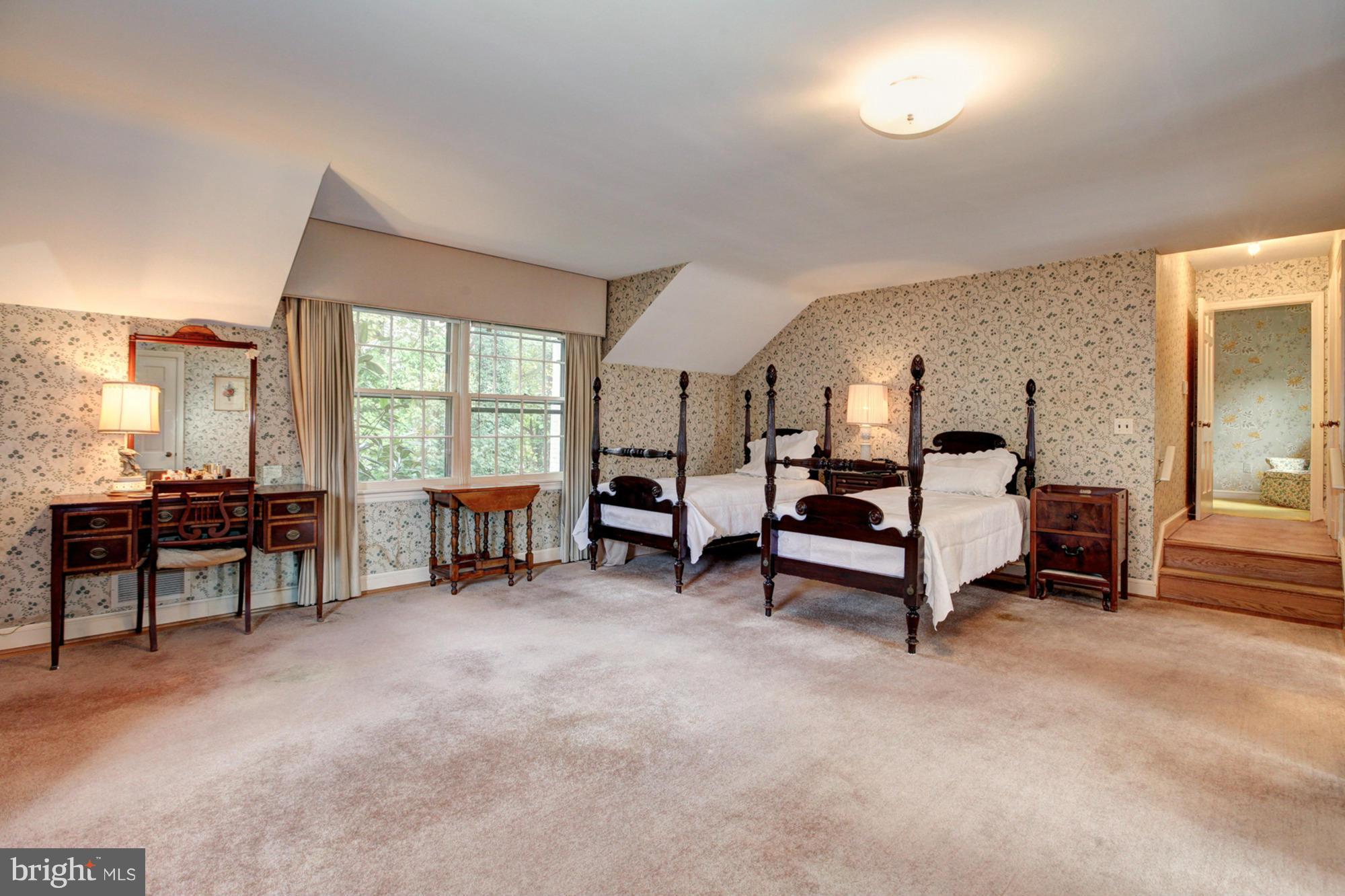 3723 Cardiff Road Chevy Chase, MD 20815 - Photo 19 of 30 Bedroom (Master)