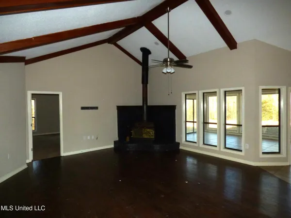 $249,900 | 89 Robins Lake Road, Natchez, MS 39120