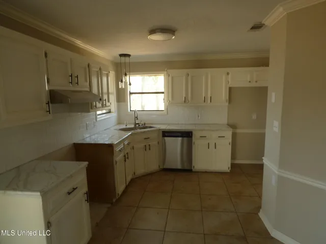 $249,900 | 89 Robins Lake Road, Natchez, MS 39120