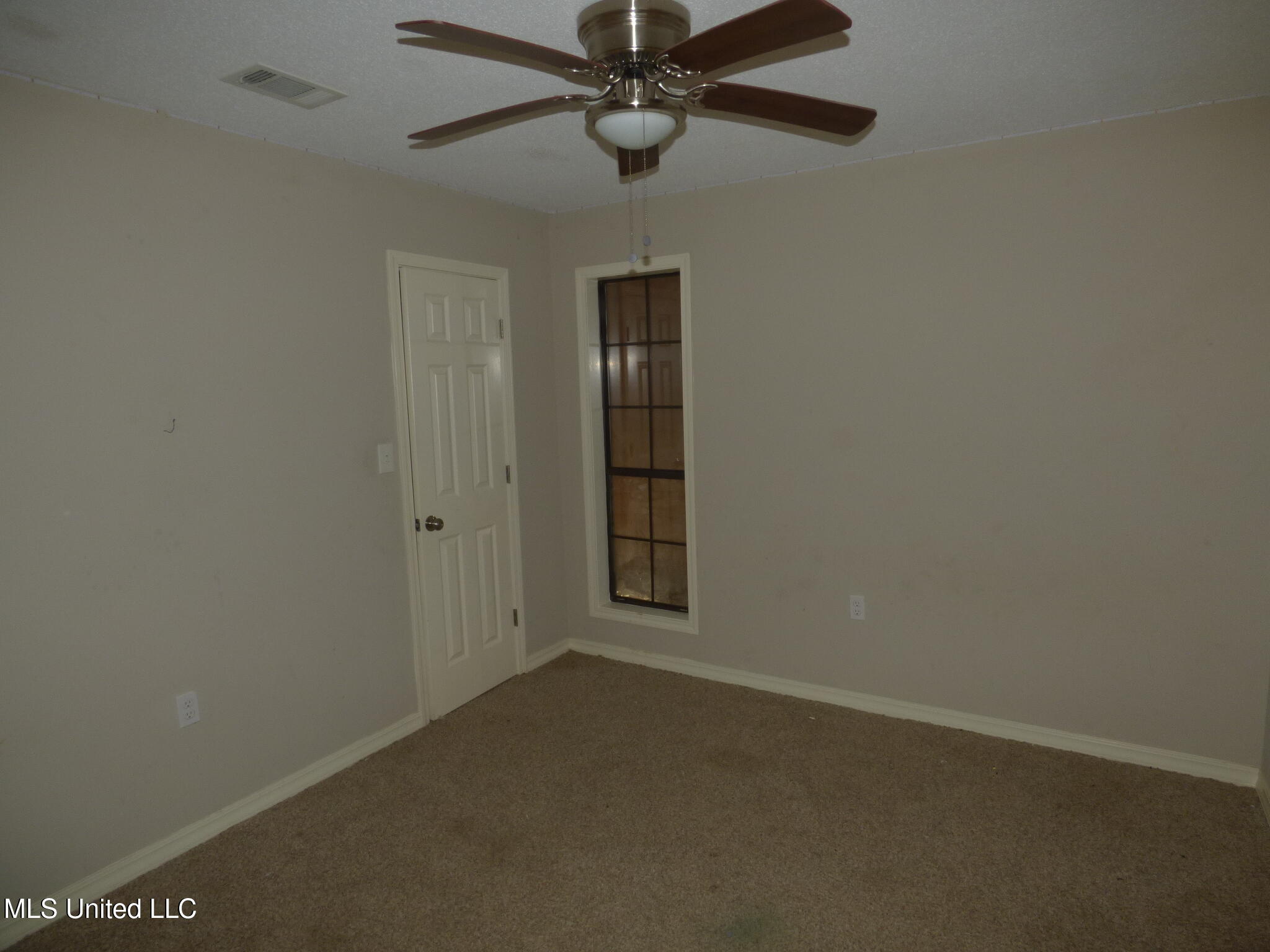 89 Robins Lake Road Natchez, MS 39120 - Photo 8 of 17 P1340187