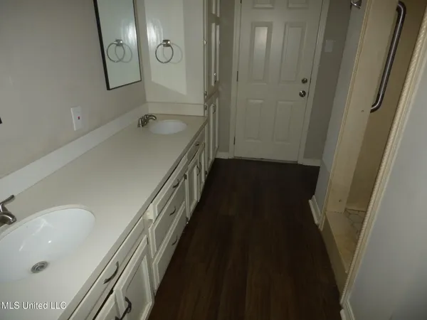 $249,900 | 89 Robins Lake Road, Natchez, MS 39120