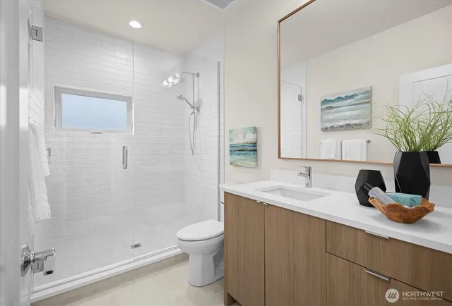 $799,950 | 4222 Meridian Avenue North, Unit B, Seattle, WA 98103