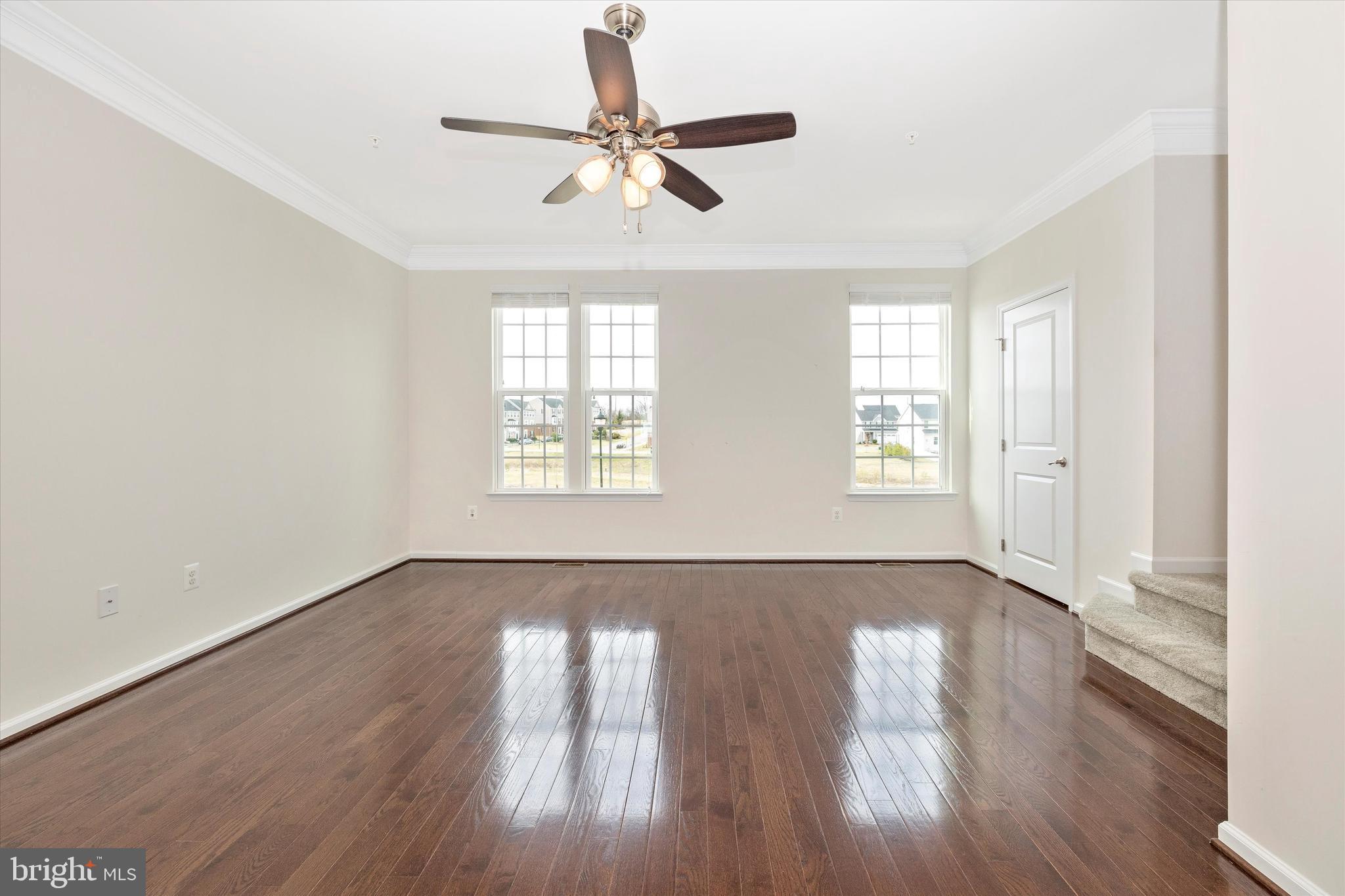 6357 Walcott Lane Frederick, MD 21703 - Photo 26 of 55 Living Area