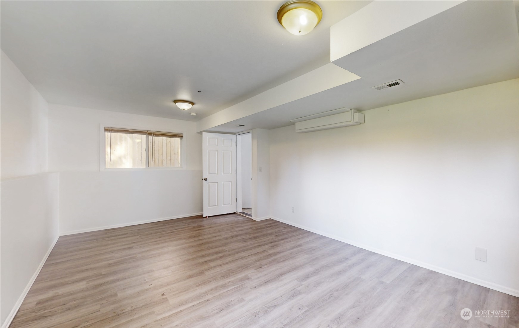 6426 Cady Road Everett, WA 98203 - Photo 21 of 39 a view of an empty room and window