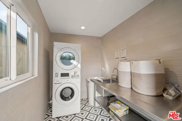 $2,000 | 1310 West Valencia Drive, Unit 1308 5, Fullerton, CA 92833