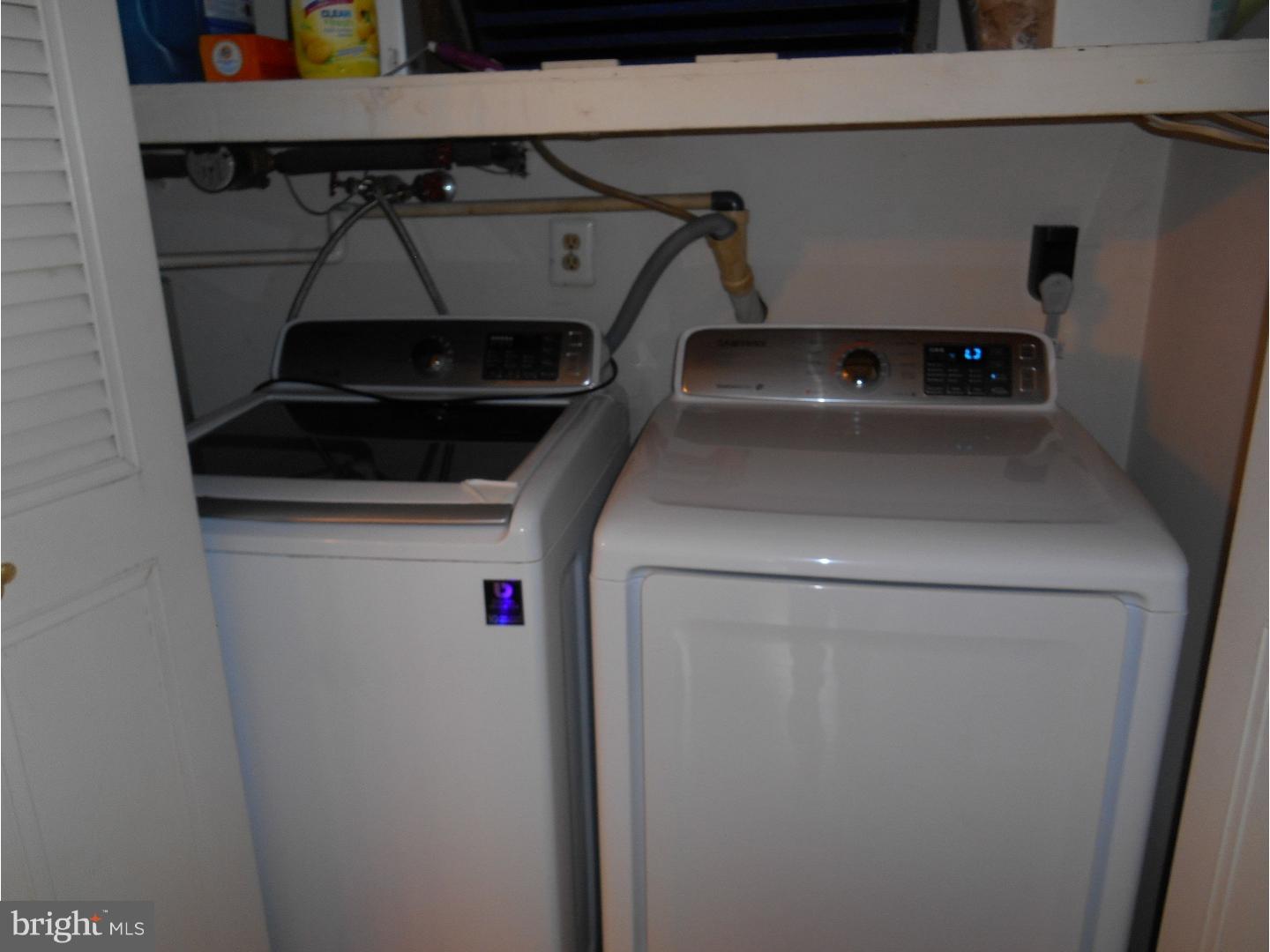 65 Sheffield Place Southampton, NJ 08088 - Photo 10 of 16 Laundry Room