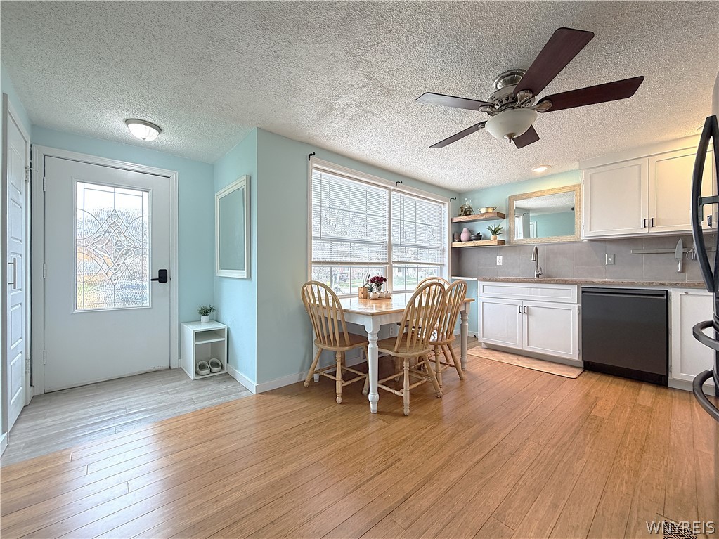 723 Longmeadow Road Amherst, NY 14226 - Photo 3 of 43