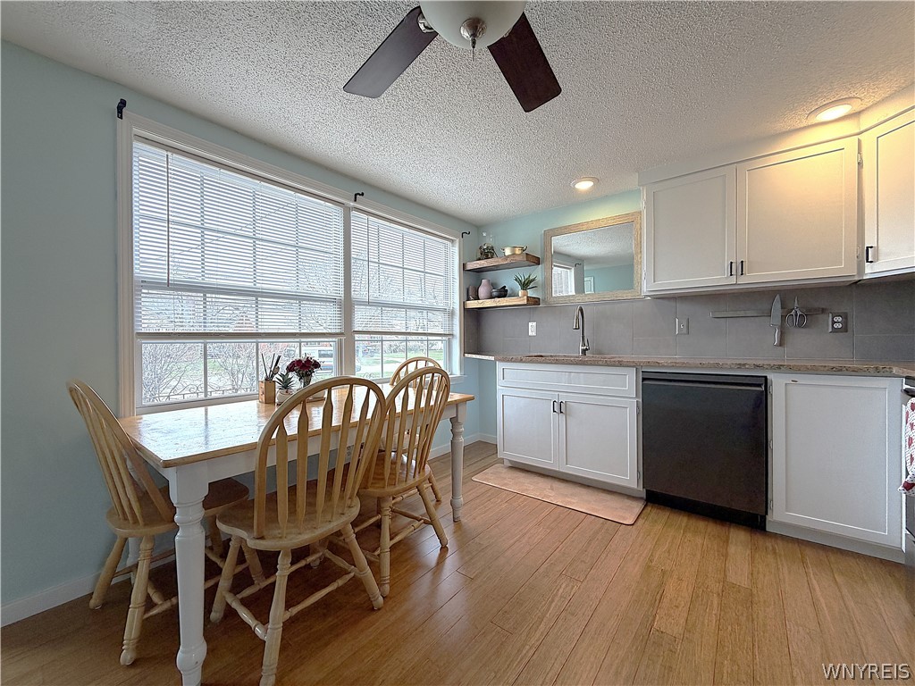 723 Longmeadow Road Amherst, NY 14226 - Photo 4 of 43