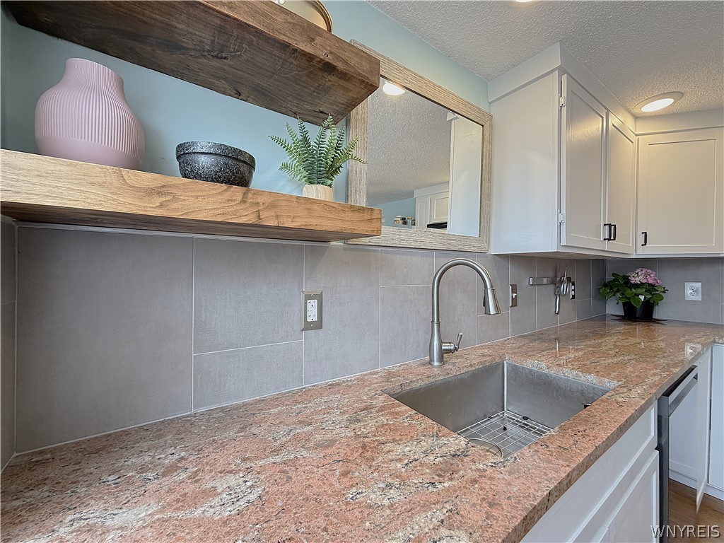 723 Longmeadow Road Amherst, NY 14226 - Photo 6 of 43