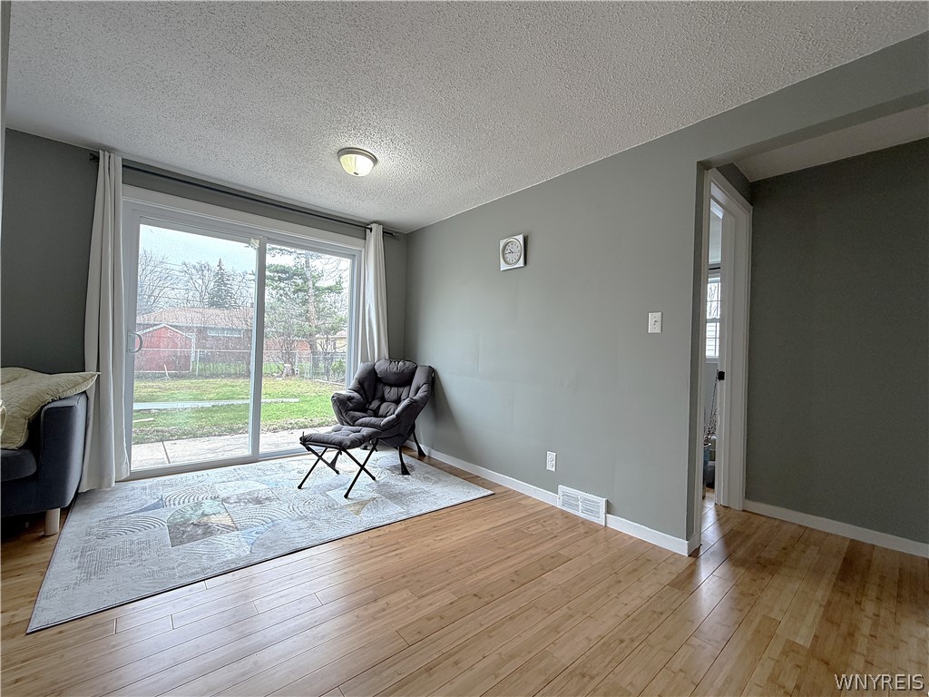 723 Longmeadow Road Amherst, NY 14226 - Photo 9 of 43