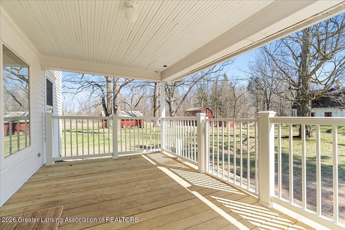 8410 Beardslee Road Owosso, MI 48867 - Photo 6 of 68 09-Media Jett - 37
