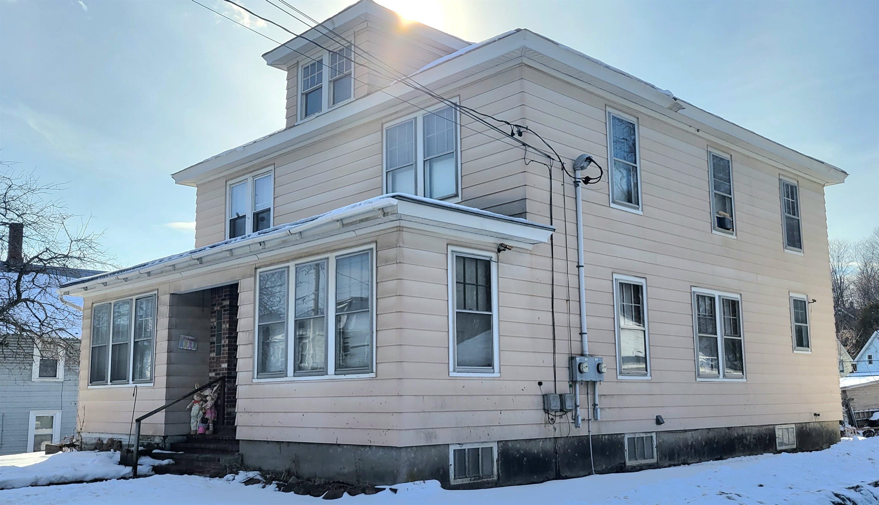 82 Maple Avenue Barre, VT 05641 - Photo 1 of 21 Gallery Image 1