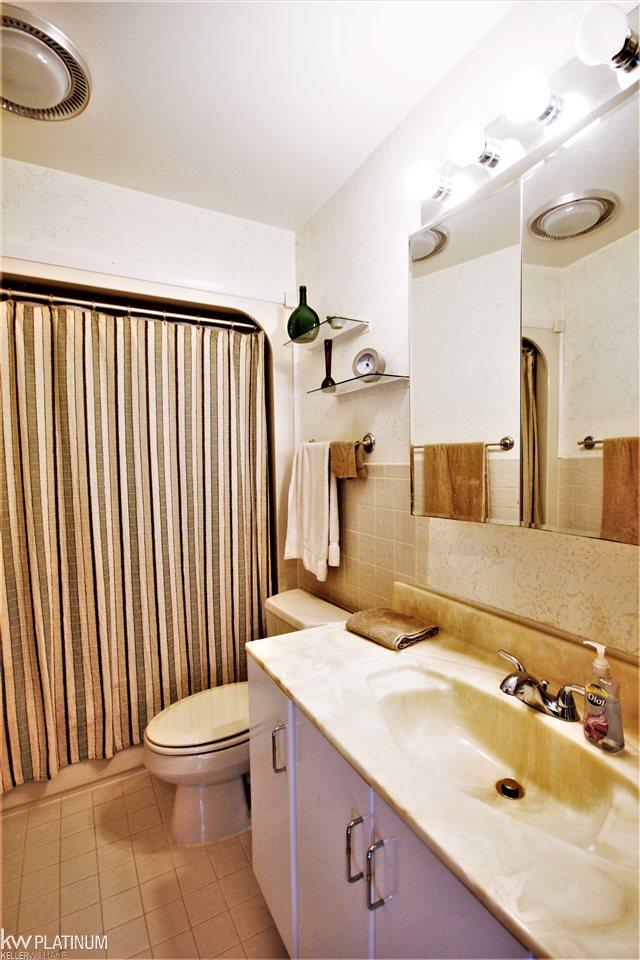 2407 Ellsworth Road Columbus, MI 48063 - Photo 28 of 35