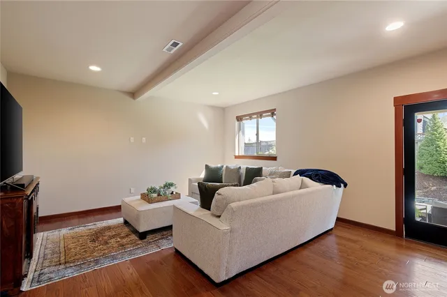 $870,000 | 17009 138th Avenue East, Puyallup, WA 98374