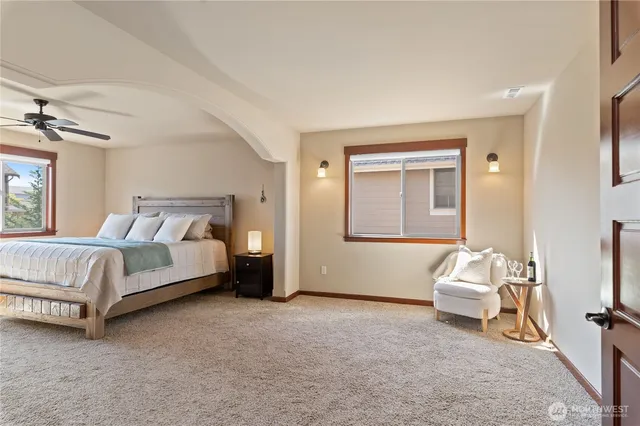 $870,000 | 17009 138th Avenue East, Puyallup, WA 98374