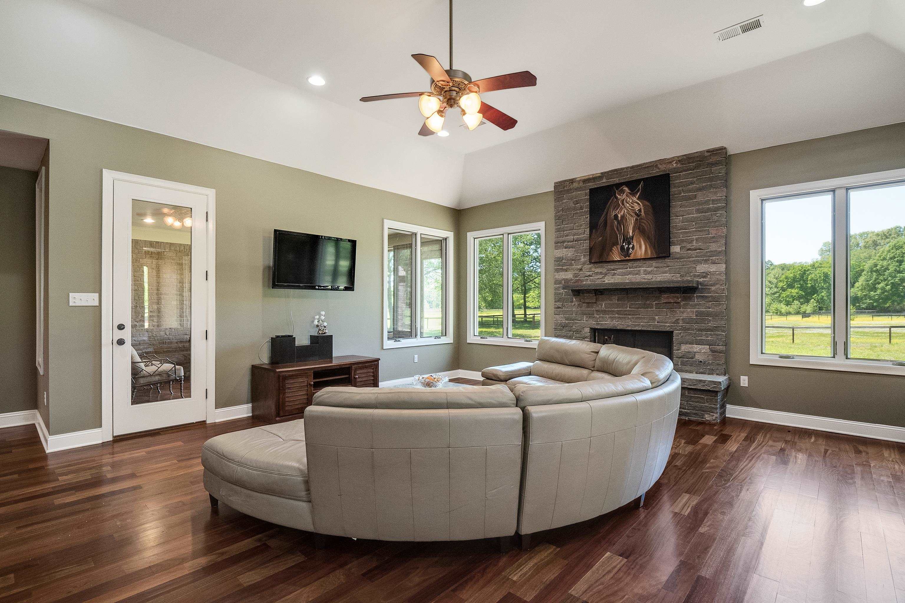 601 South Collierville Arlington Road Collierville, TN 38017 - Photo 10 of 25 Gallery Image 10