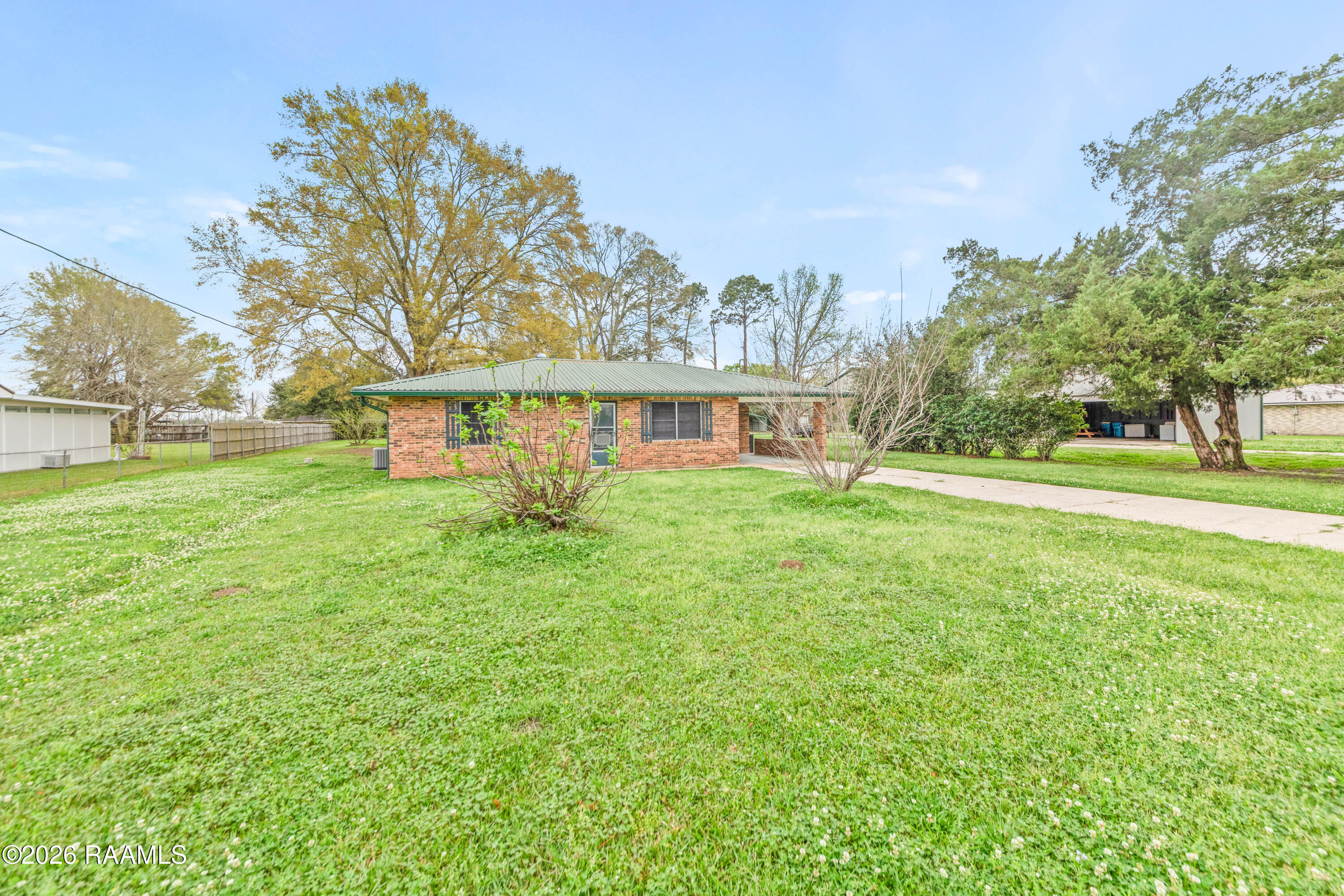 1168 Simon Angelle Road Arnaudville, LA 70512 - Photo 6 of 29 IMG_5038