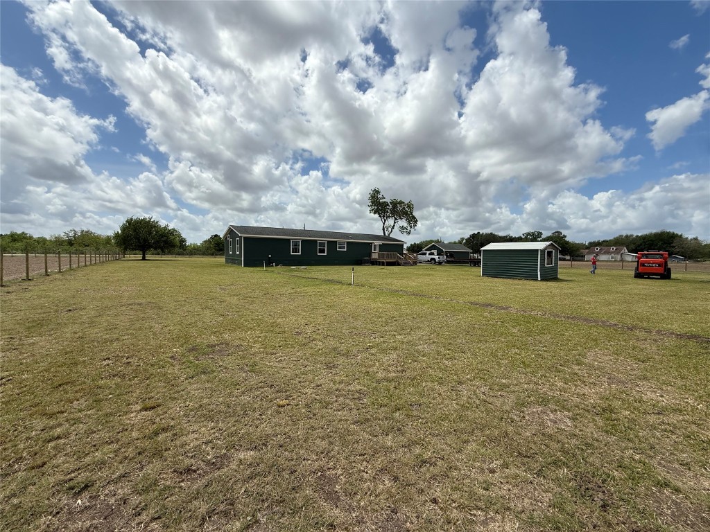 1841 County Road 382 Rosharon, TX 77583 - Photo 19 of 20