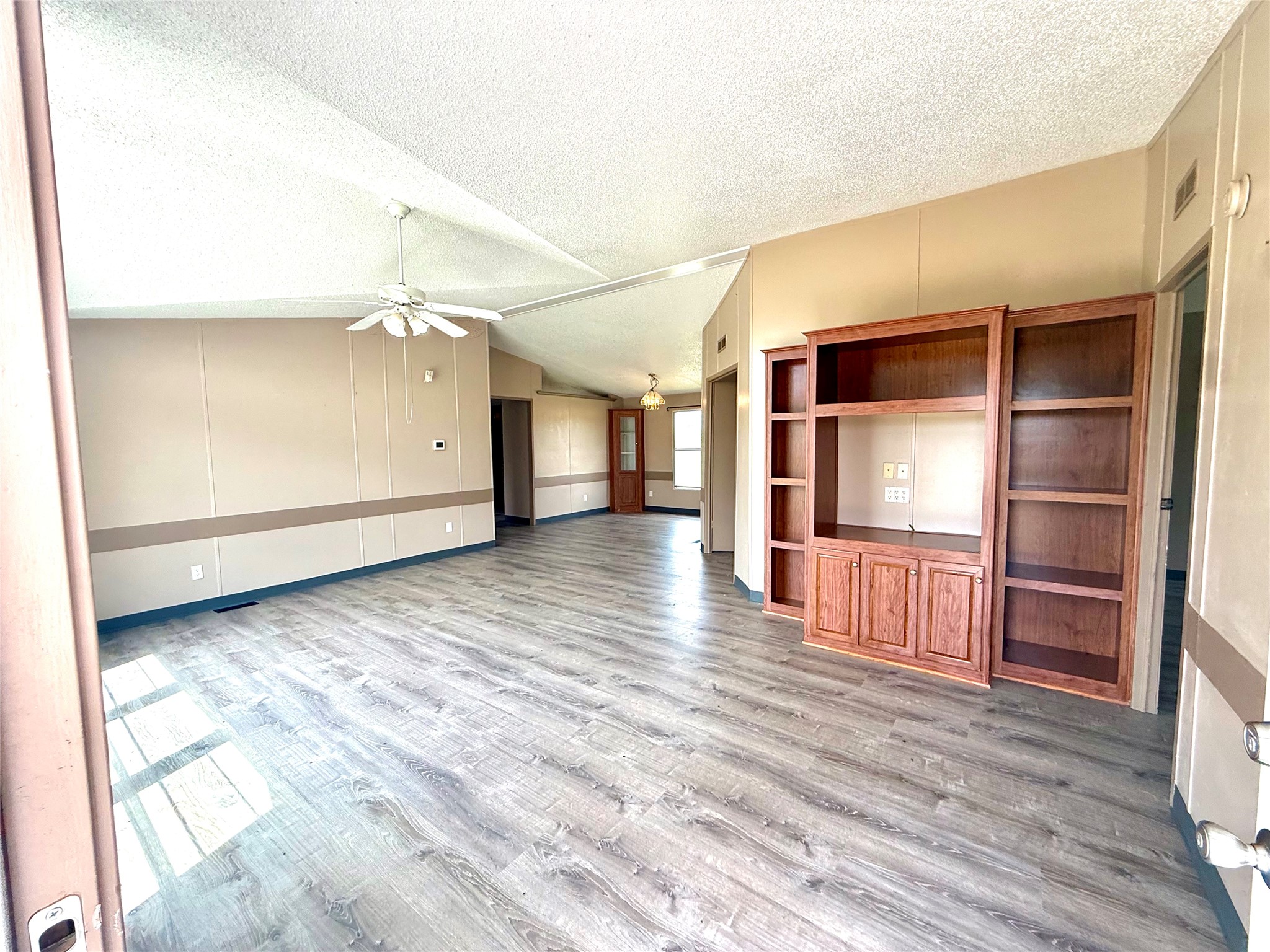 1841 County Road 382 Rosharon, TX 77583 - Photo 6 of 20