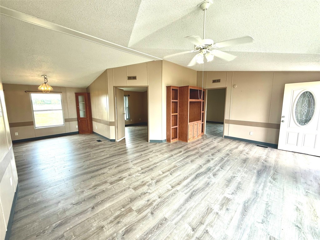 1841 County Road 382 Rosharon, TX 77583 - Photo 8 of 20