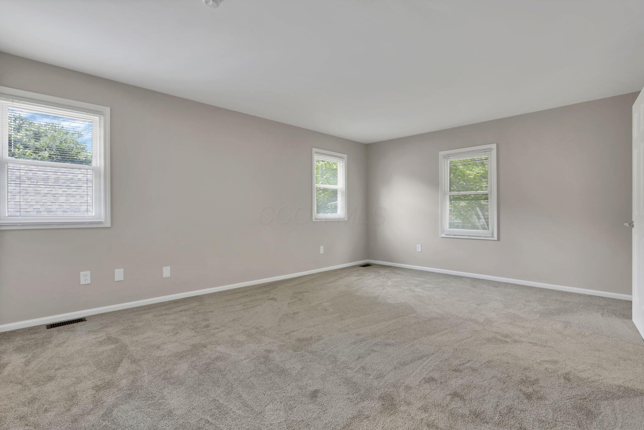 7048 Fitzgerald Road Dublin, OH 43017 - Photo 41 of 73 41-web-or-mls-4E7A4656