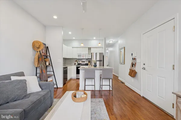 $275,000 | 1759 Frankford Avenue, Unit 4, Philadelphia, PA 19125