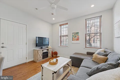 $265,000 | 1759 Frankford Avenue, Unit 4, Philadelphia, PA 19125