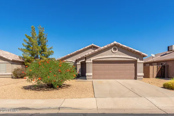 $1,695 | 8548 West Hatcher Road, Peoria, AZ 85345